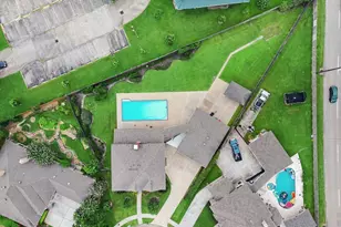 4003 Waterwood Dr, Baytown, TX 77521 - Photo 27