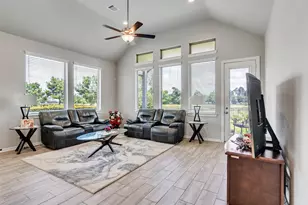 10473 Eastern Bluestar Dr, Conroe, TX 77385 - Photo 25