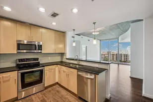 5925 Almeda Rd, Houston, TX 77004 - Photo 1