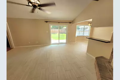 22 W Broken Oak Ct, The Woodlands, TX 77381 - Photo 15