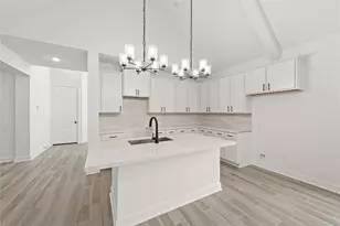 2026 Lobo Ct, Montgomery, TX 77316 - Photo 5