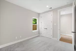 5822 Highland Sun Ln, Houston, TX 77091 - Photo 13