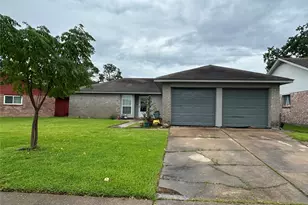 17311 Heritage Bay Dr, Webster, TX 77598 - Photo 1