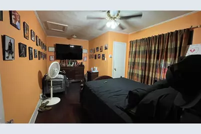 4010 Beggs Street, Houston, TX 77009 - Photo 9