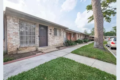 1108 W Tri Oaks Lane #150, Houston, TX 77043 - Photo 5