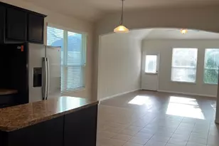 1238 S Maple Dr, Katy, TX 77493 - Photo 3