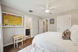 10043 Longmont Dr, Houston, TX 77042 - Photo 23