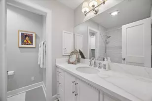 10043 Longmont Dr, Houston, TX 77042 - Photo 21