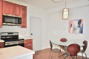 10811 Richmond Ave, Houston, TX 77042 - Photo 11