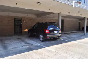 10811 Richmond Ave, Houston, TX 77042 - Photo 29