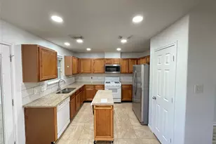 2522 Shearwater Bend Dr, Humble, TX 77396 - Photo 11