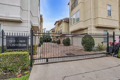 2835 Clinton Drive, Houston, TX 77020 - Photo 3