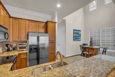 2835 Clinton Drive, Houston, TX 77020 - Photo 11