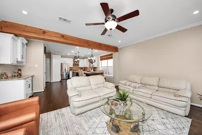1222 Wood Haven Court, Sugar Land, TX 77479 - Photo 9