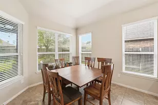 18115 Oliveria Way, Houston, TX 77044 - Photo 9