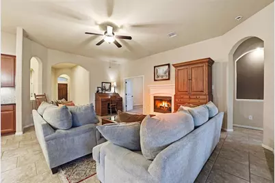 18115 Oliveria Way, Houston, TX 77044 - Photo 11