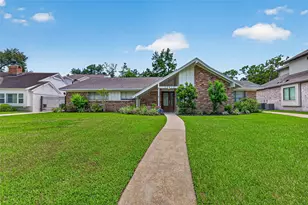 12411 Pinerock Ln, Houston, TX 77024 - Photo 5