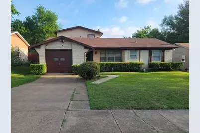 8515 Foxwood Lane, Dallas, TX 75217 - Photo 3
