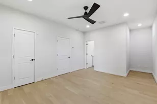 2204 Lou Ellen Ln, Houston, TX 77018 - Photo 5