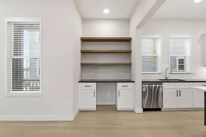 2204 Lou Ellen Lane, Houston, TX 77018 - Photo 17