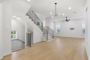 2204 Lou Ellen Ln, Houston, TX 77018 - Photo 13