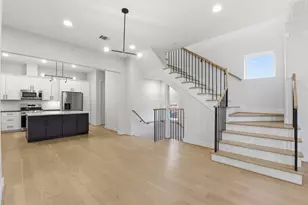 2204 Lou Ellen Ln, Houston, TX 77018 - Photo 15