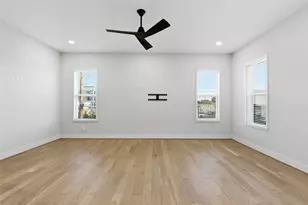 2204 Lou Ellen Ln, Houston, TX 77018 - Photo 13