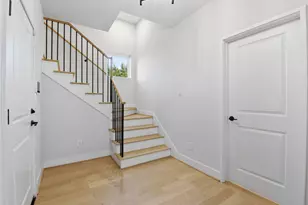 2204 Lou Ellen Ln, Houston, TX 77018 - Photo 3