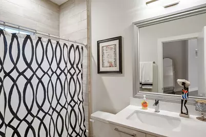 2106 Dennis Street, Houston, TX 77004 - Photo 9