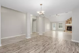 12830 Point Aquarius Blvd, Willis, TX 77318 - Photo 7