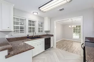 12830 Point Aquarius Blvd, Willis, TX 77318 - Photo 13