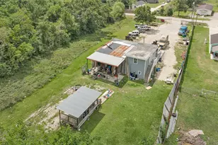 811 Coen Rd, Rosharon, TX 77583 - Photo 5