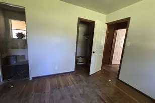 409 Lacour St, Dayton, TX 77535 - Photo 5