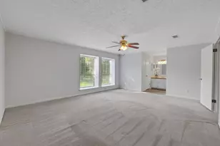 2403 Rosebud St, Nederland, TX 77627 - Photo 29