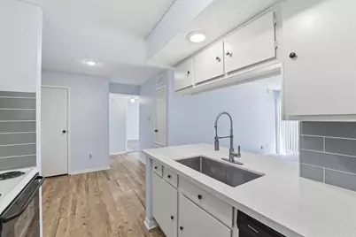 3919 Fairmont Parkway #227, Pasadena, TX 77504 - Photo 13