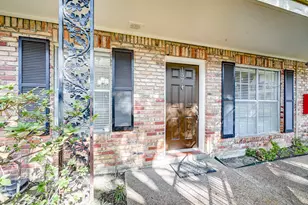 3224 Timmons Ln, Houston, TX 77027 - Photo 1