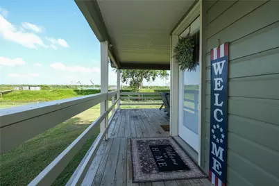 29523 County Road 25, Damon, TX 77430 - Photo 1