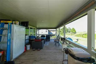 29523 County Rd 25, Damon, TX 77430 - Photo 21