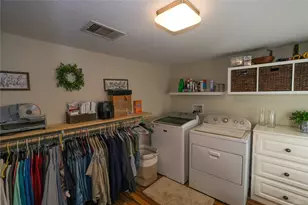 29523 County Rd 25, Damon, TX 77430 - Photo 19
