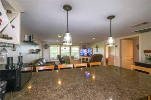 29523 County Rd 25, Damon, TX 77430 - Photo 7