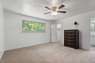 9726 John Bank Dr, Spring, TX 77379 - Photo 19
