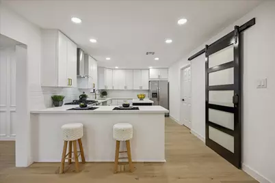 2514 Haverhill Drive, Houston, TX 77008 - Photo 9