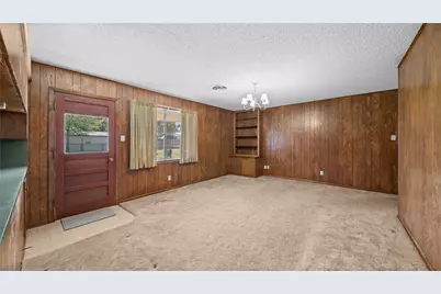 674 N Polk, Giddings, TX 78942 - Photo 7