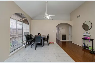 8622 Sparkling Springs Drive, Houston, TX 77095 - Photo 7