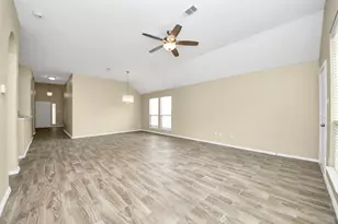 16510 Brightling Ln, Houston, TX 77090 - Photo 17
