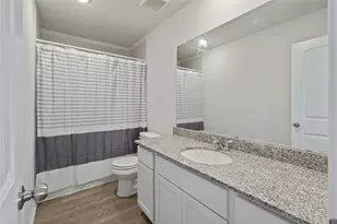 12242 N Chestnut Hls Dr, Conroe, TX 77303 - Photo 25