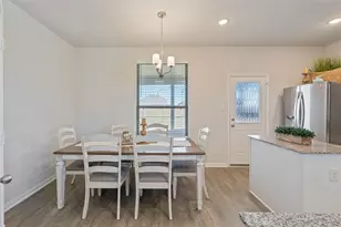 12242 N Chestnut Hls Dr, Conroe, TX 77303 - Photo 13