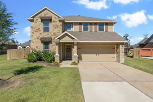 12242 N Chestnut Hls Dr, Conroe, TX 77303 - Photo 3
