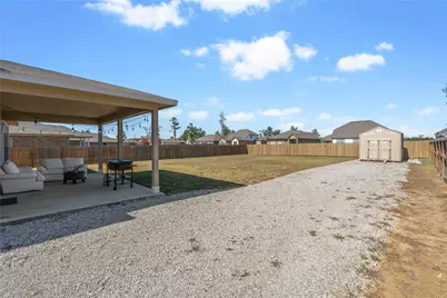 12242 N Chestnut Hills Drive, Conroe, TX 77303 - Photo 29