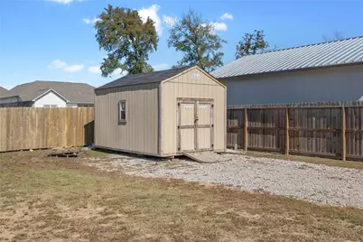 12242 N Chestnut Hills Drive, Conroe, TX 77303 - Photo 43